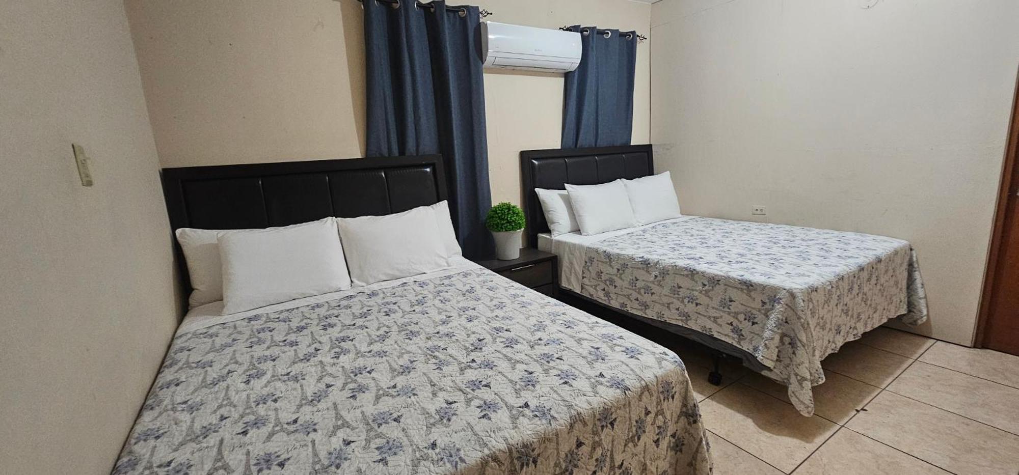 Discovery Beach Apartments Aguada Exteriör bild