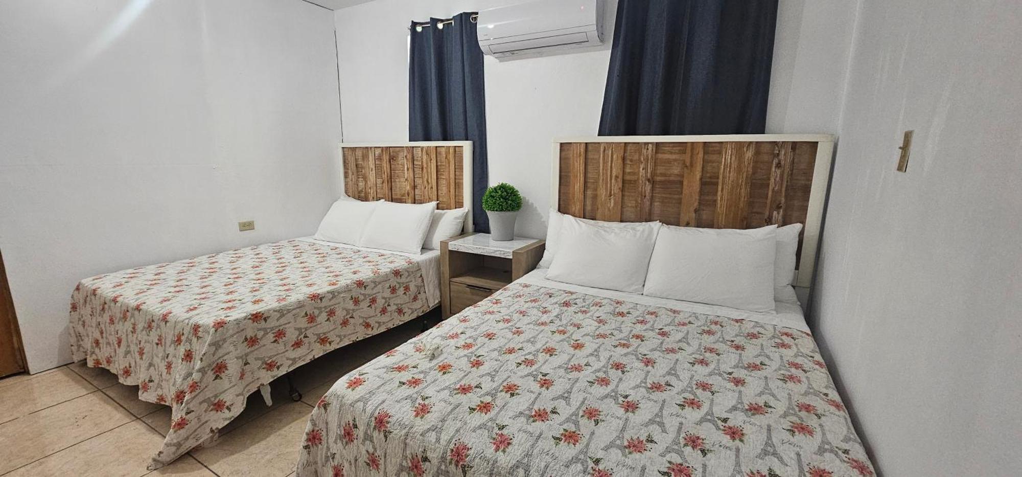 Discovery Beach Apartments Aguada Exteriör bild
